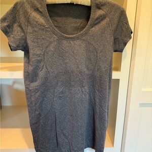 Lululemon Athletica Charcoal Short Sleeve Tee